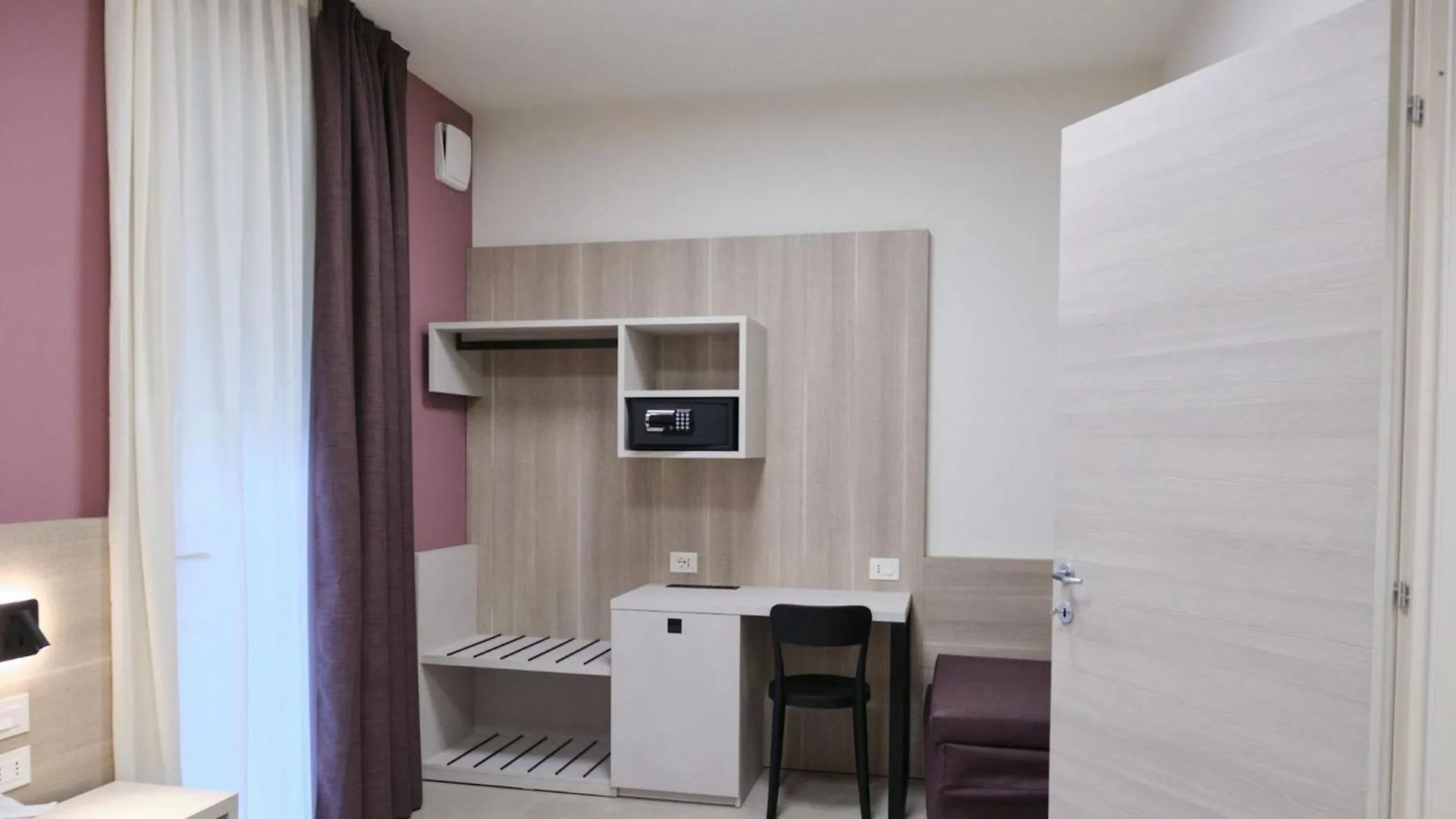 Guest house Room In Bb - Modernly Renovated Double Room In A Bb In Porto Viro