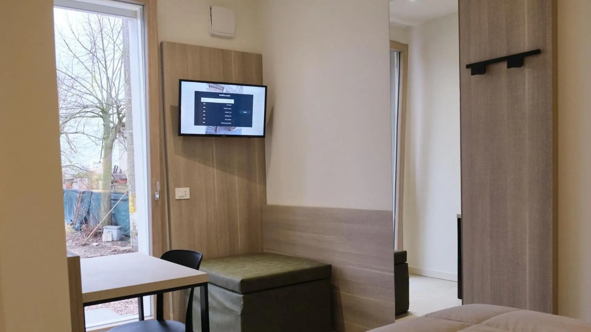 Guest house Room In Bb - Modernly Renovated Double Room In A Bb In Porto Viro Italy